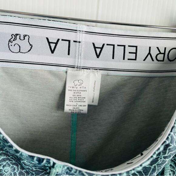 Ivory Ella floral patterned yoga pants size large blue and green flower print - Picture 8 of 11